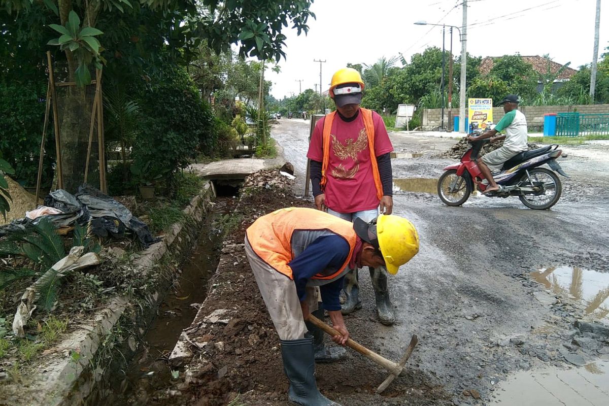 Memperbaiki konektivitas jalan guna menumbuhkan perekonomian Lampung