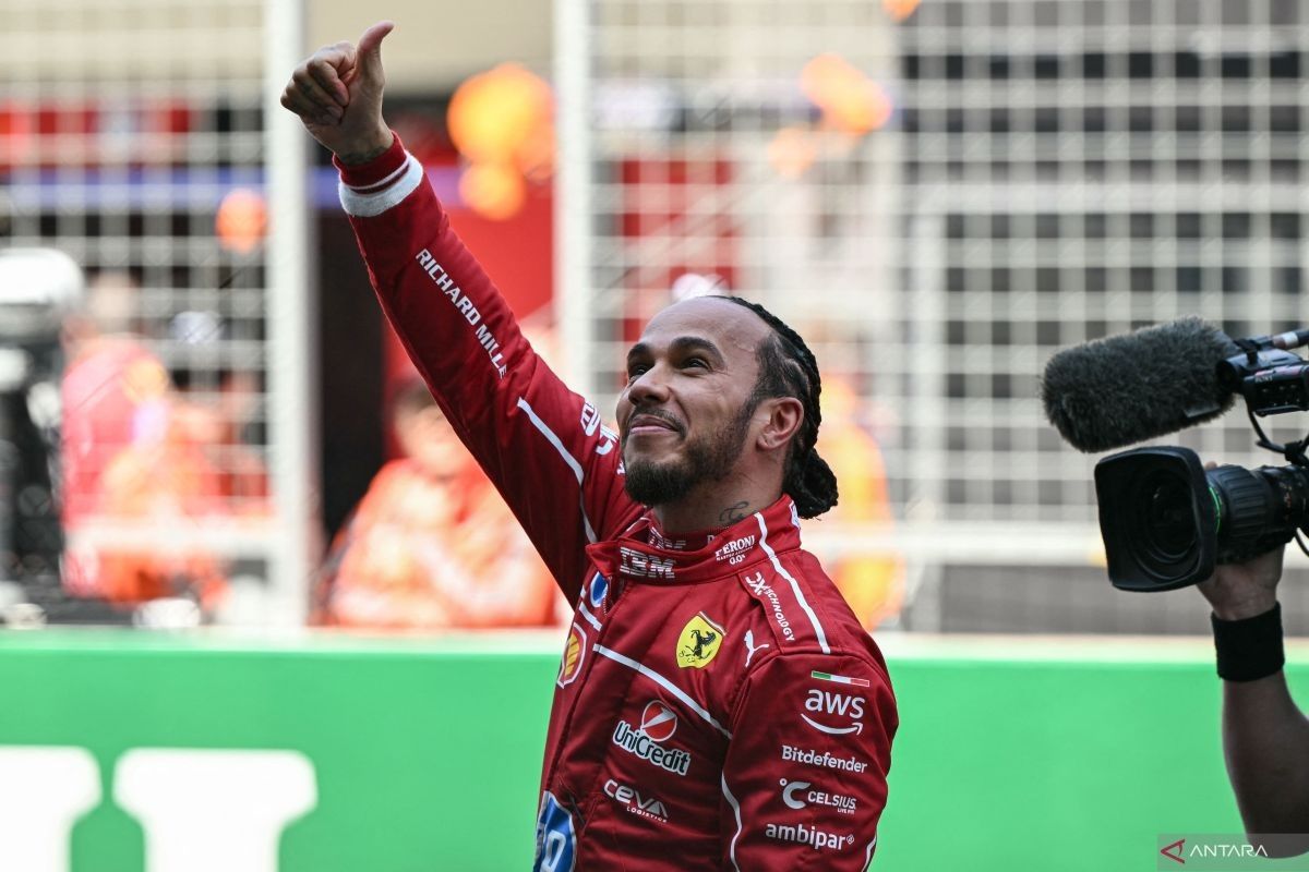 Perdana bersama Ferrari, Lewis Hamilton menangi Sprint di China