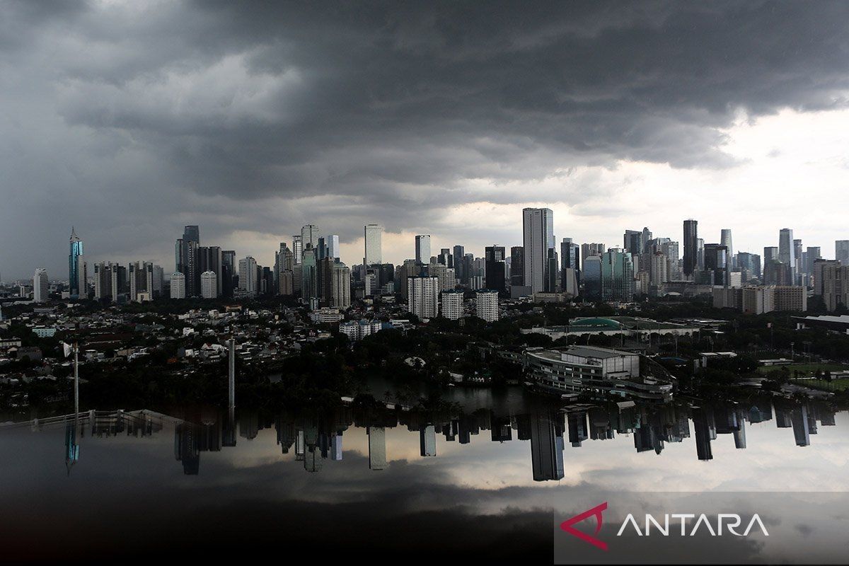 BMKG prakirakan sebagian Jakarta hujan ringan pada Sabtu sore