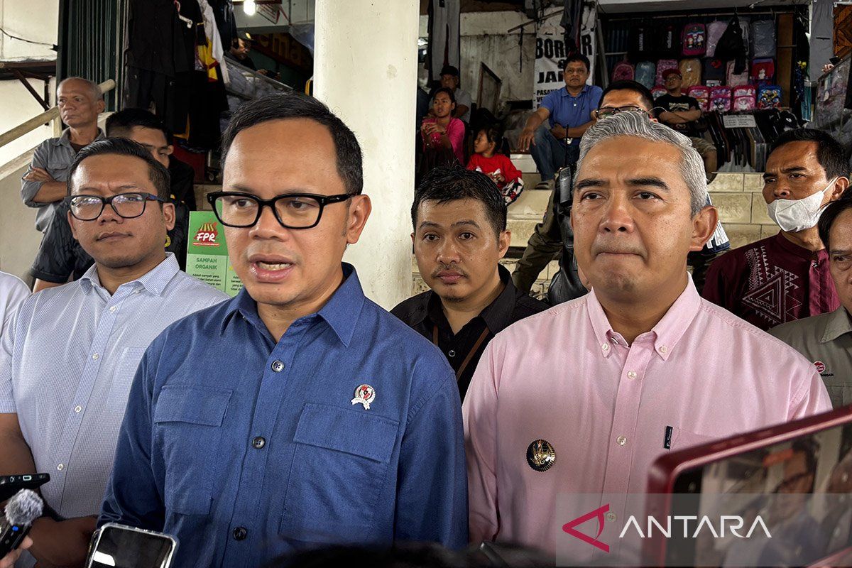 Wamendagri minta pemda bersikap tegas terhadap ormas yang merugikan