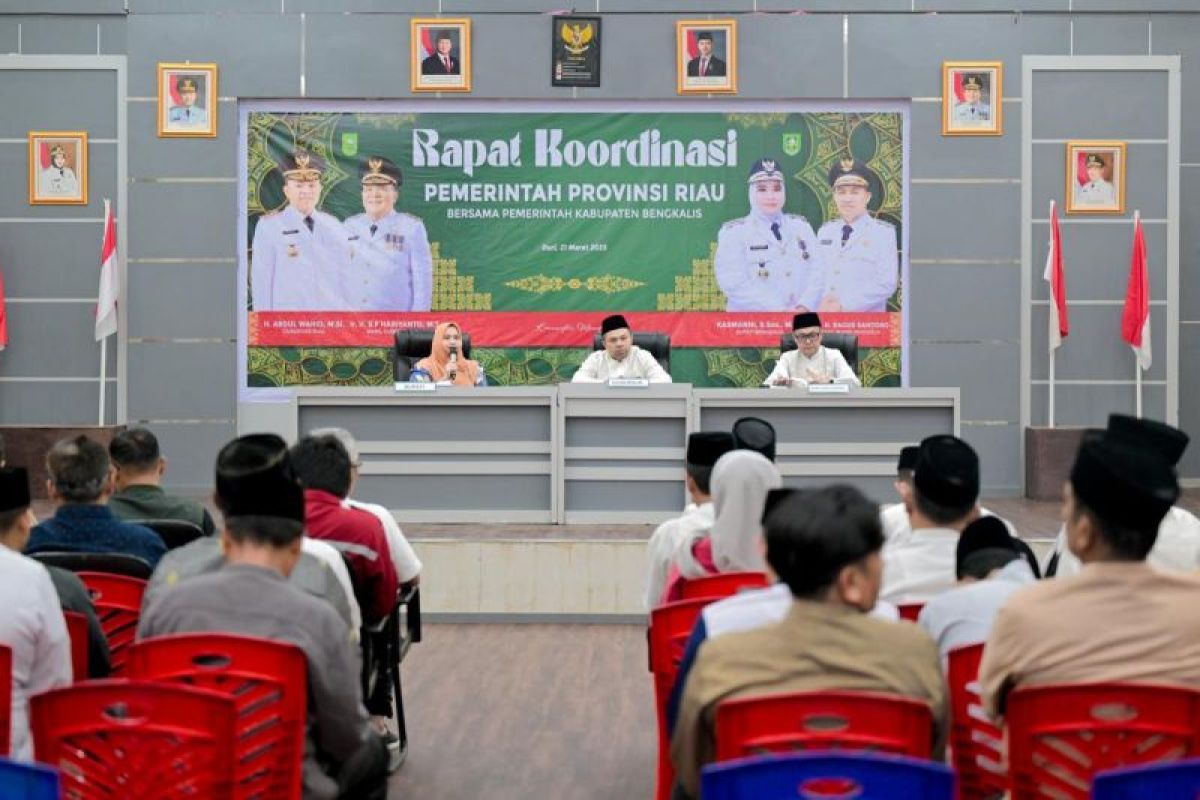 Bupati Bengkalis-Gubernur Riau rapat  bahas pengembangan kawasan Buruk Bakul