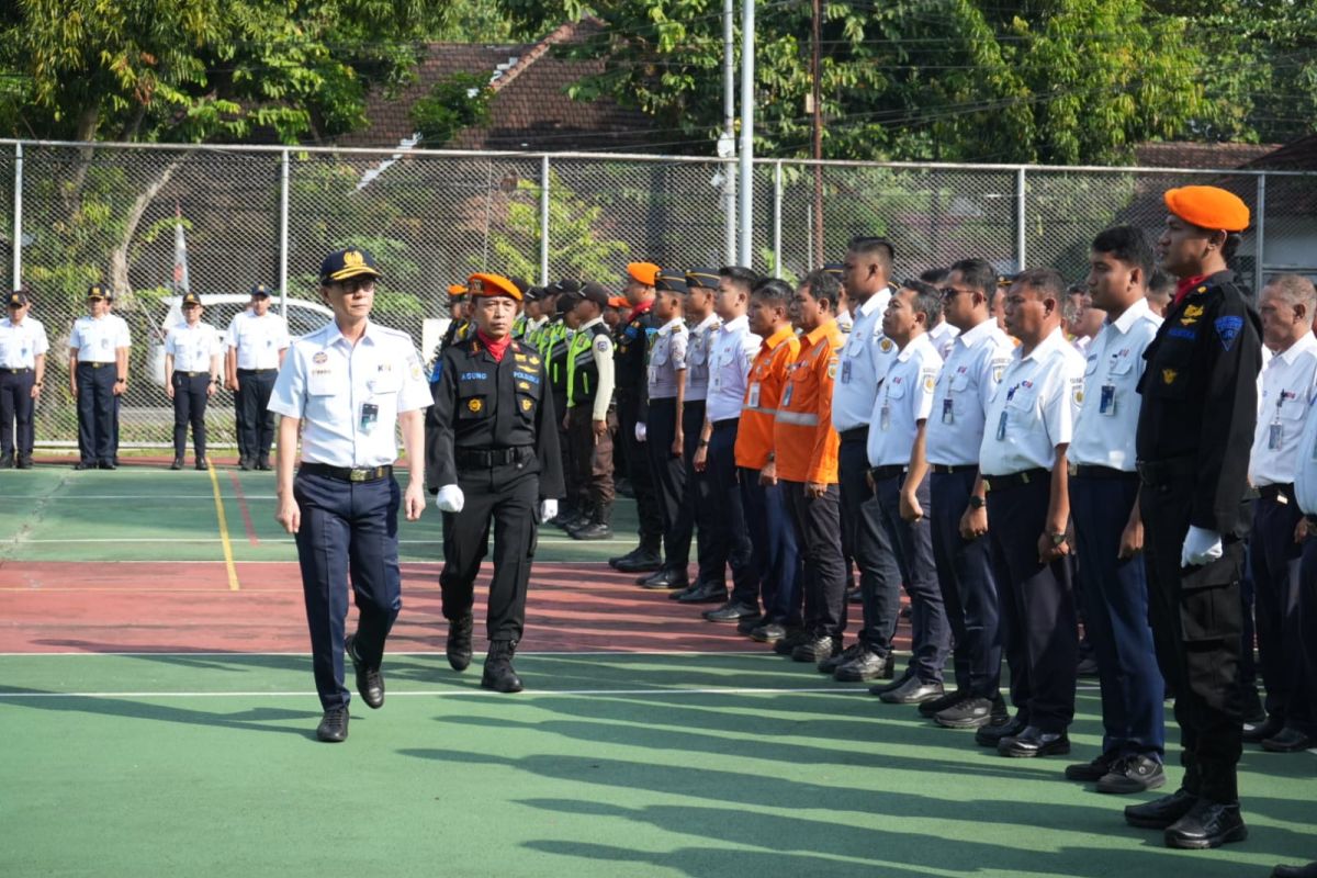 KAI Jember apel gelar pasukan untuk kesiapan angkutan Lebaran 2025