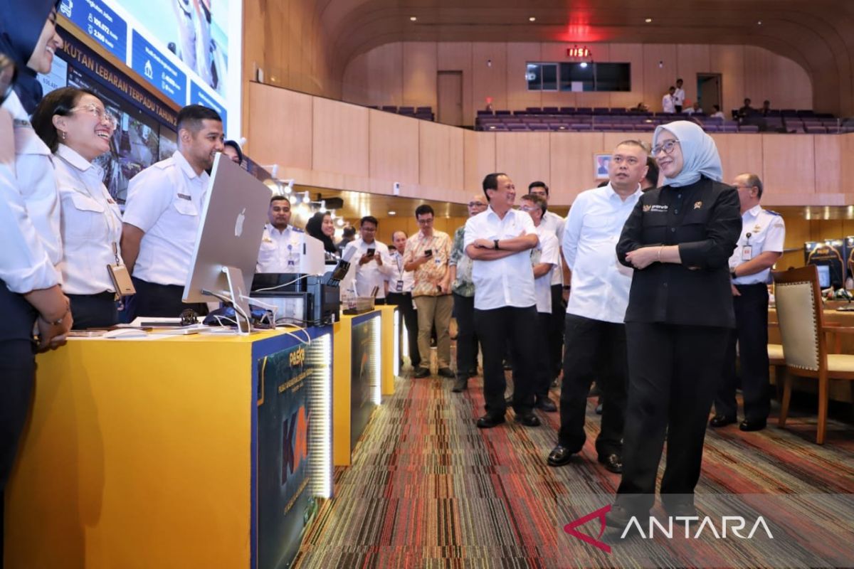 Pemerintah pastikan layanan transportasi berjalan baik selama mudik