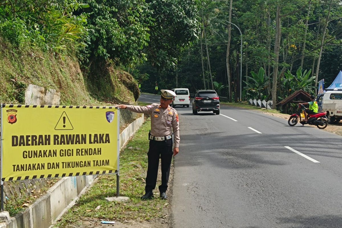 Polres Tasikmalaya siapkan tim ganjal ban di tanjakan jalur mudik