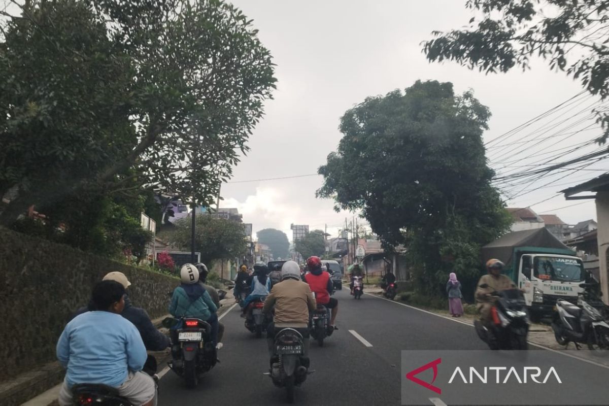 H-5 Lebaran, arus mudik melintas Cianjur alami peningkatan