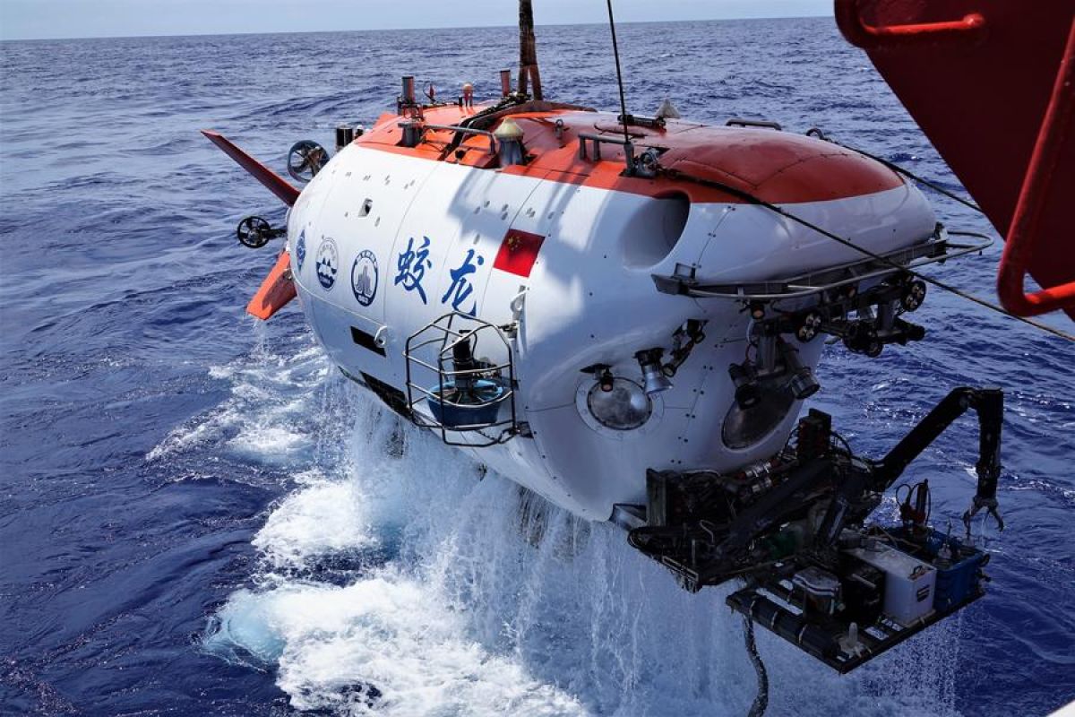 Kapal selam China Jiaolong catat rekor baru untuk frekuensi penyelaman