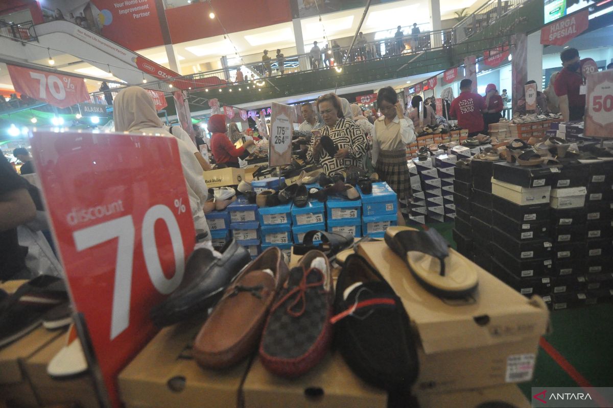 Rekomendasi PHRI bagi regulator tingkatkan daya beli, tekan "rojali"