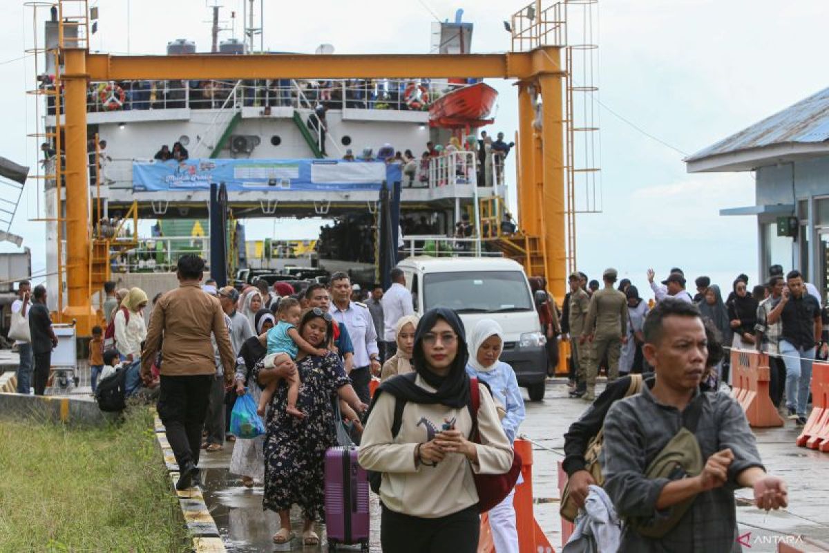 Sebanyak 12.847 wisatawan padati Sabang saat libur Idul Fitri