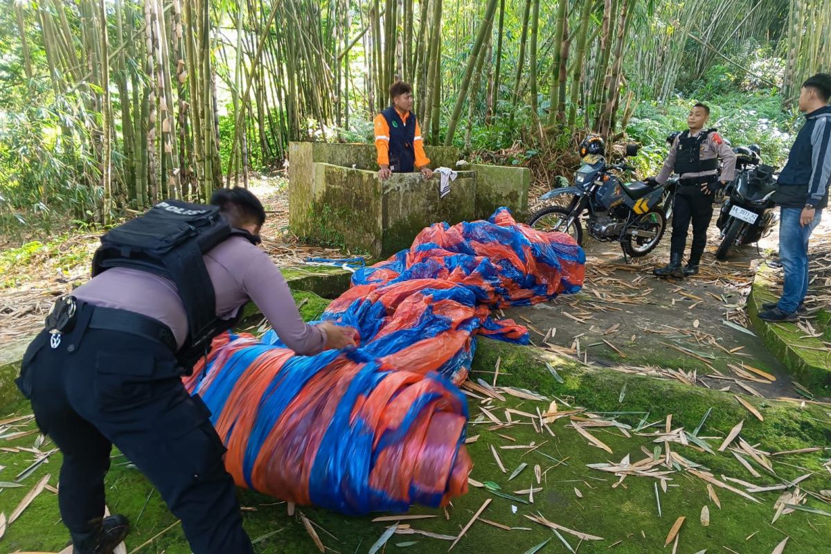 Polisi amankan tiga balon udara liar