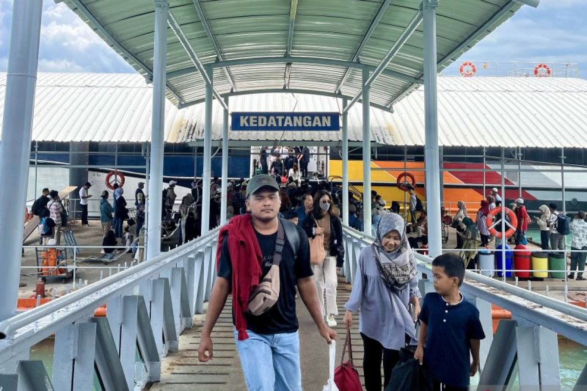 Pelabuhan Punggur Batam prediksi puncak arus balik besok