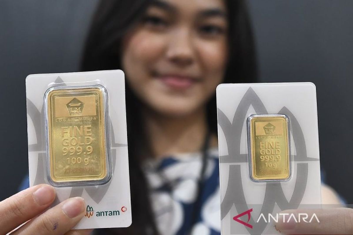 Demi lindungi nilai, investor ramai-ramai borong emas dan bitcoin