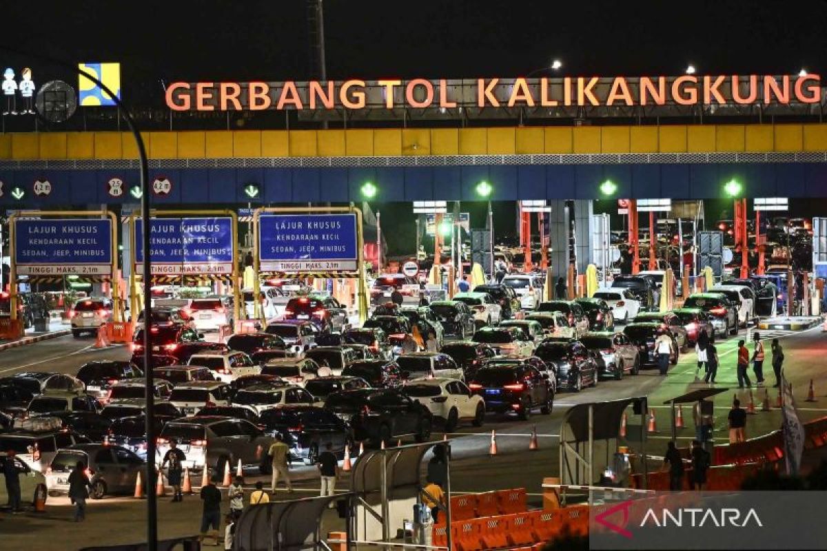 Hukum kemarin, "flag off one way" nasional hingga Perpol 3/2025
