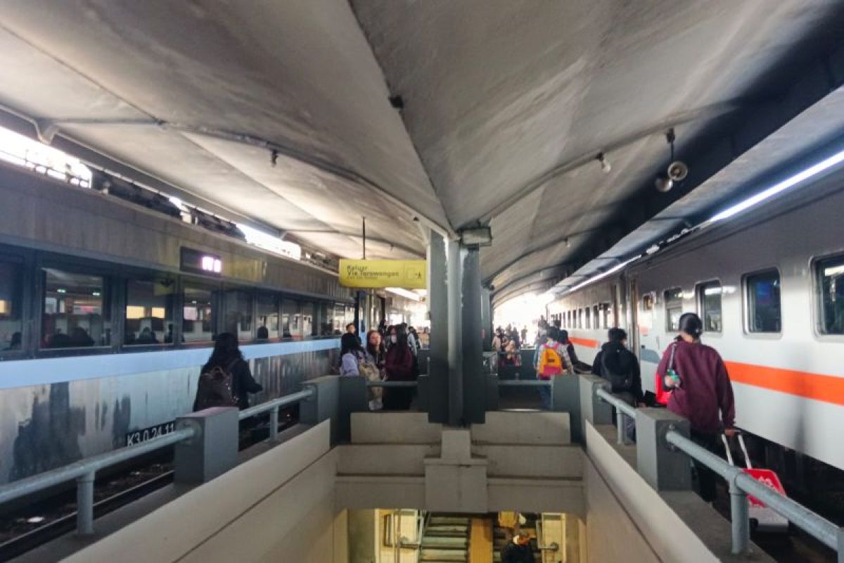 KAI layani 8.583 penumpang di Stasiun Malang pada akhir cuti Lebaran