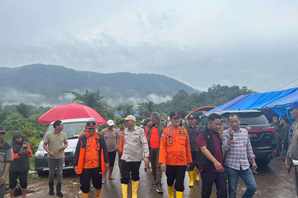 Pemprov Sultra salurkan bantuan ke korban banjir di Konawe Utara
