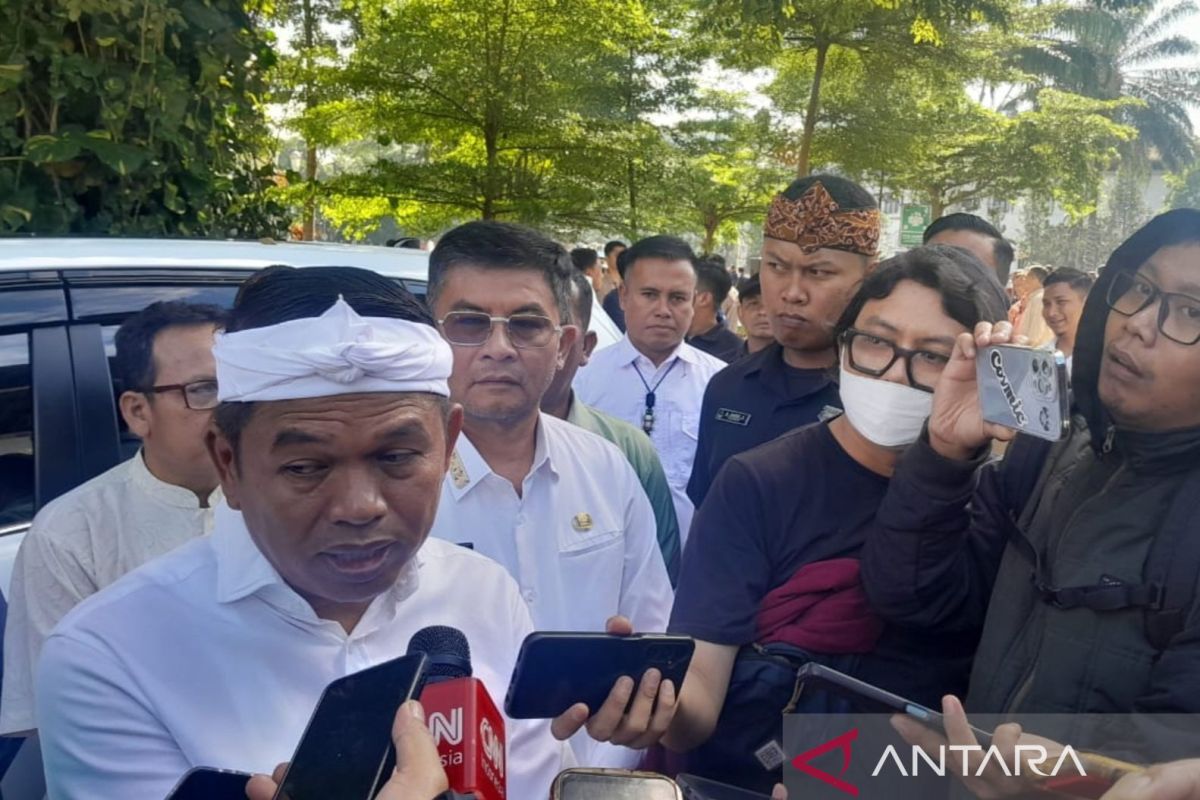 Gubernur Jabar ingatkan daya saing warga hadapi urbanisasi