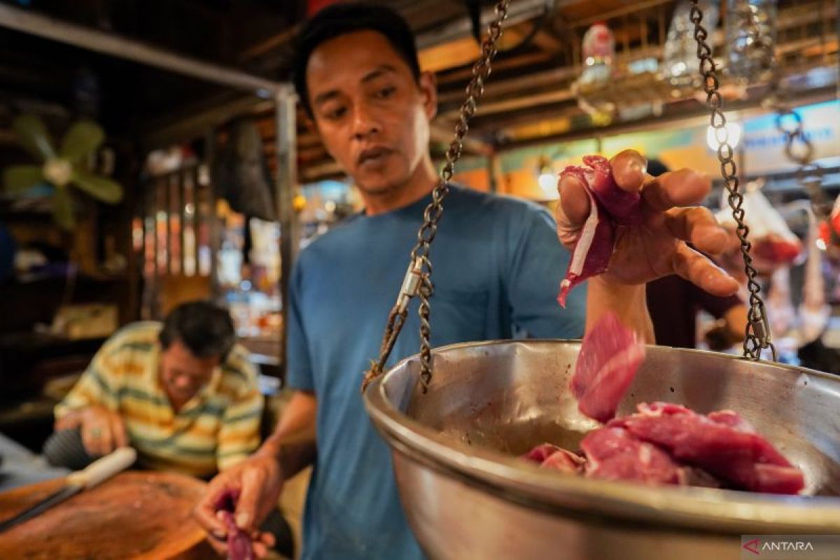Ahli gizi menekankan pentingnya makanan seimbang cegah kolesterol