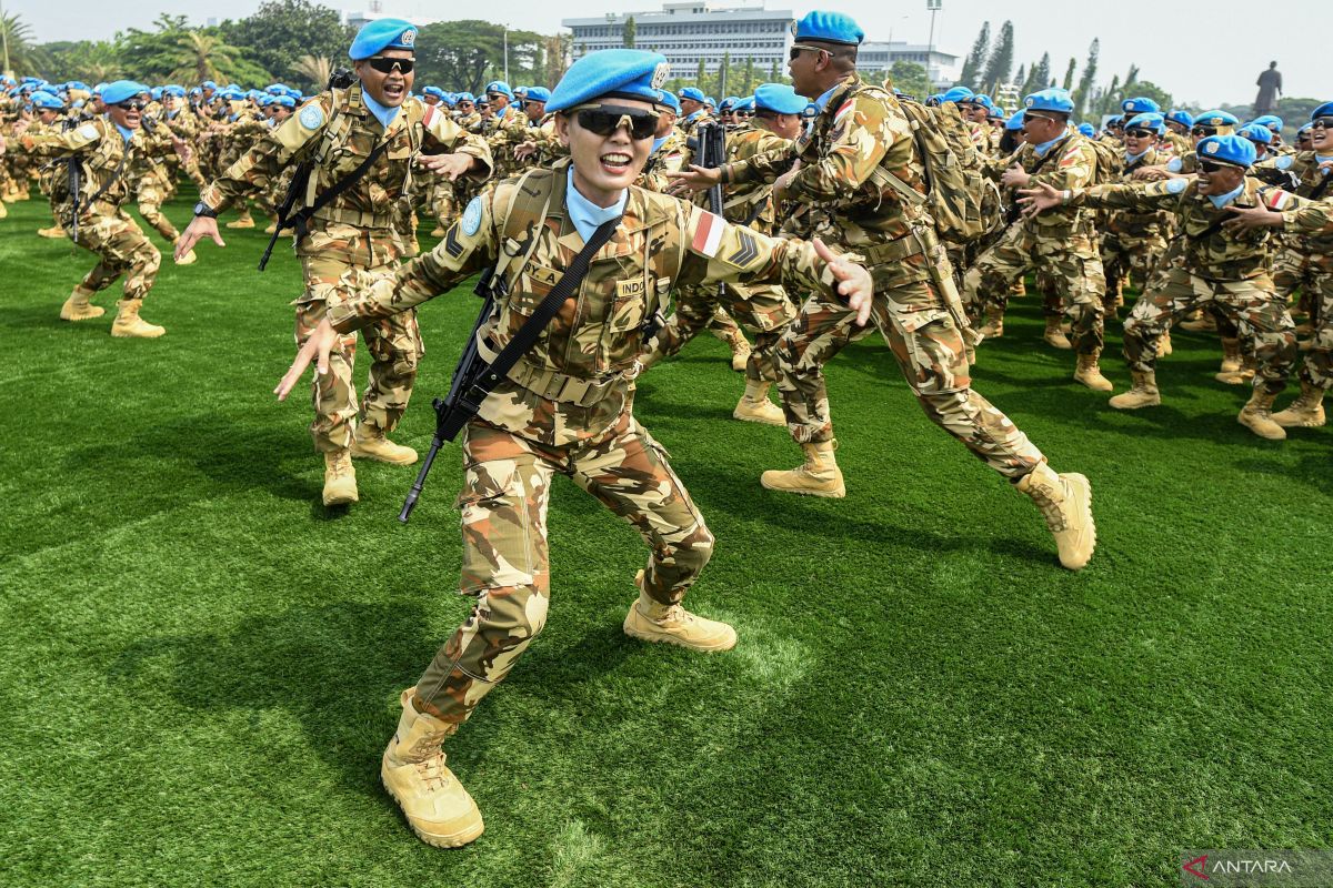 Presiden dan  Panglima TNI bahas rencana pengiriman pasukan ke Gaza