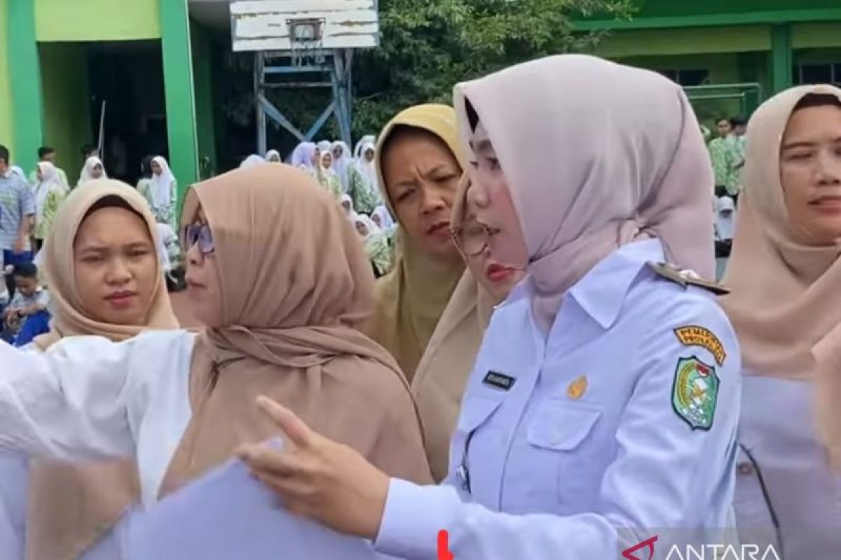 Disdik Kalbar siap proses guru yang tidak disiplin