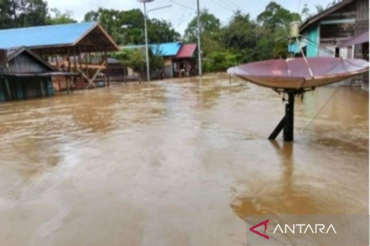 Banjir masih berpotensi terjadi selama peralihan musim bulan ini