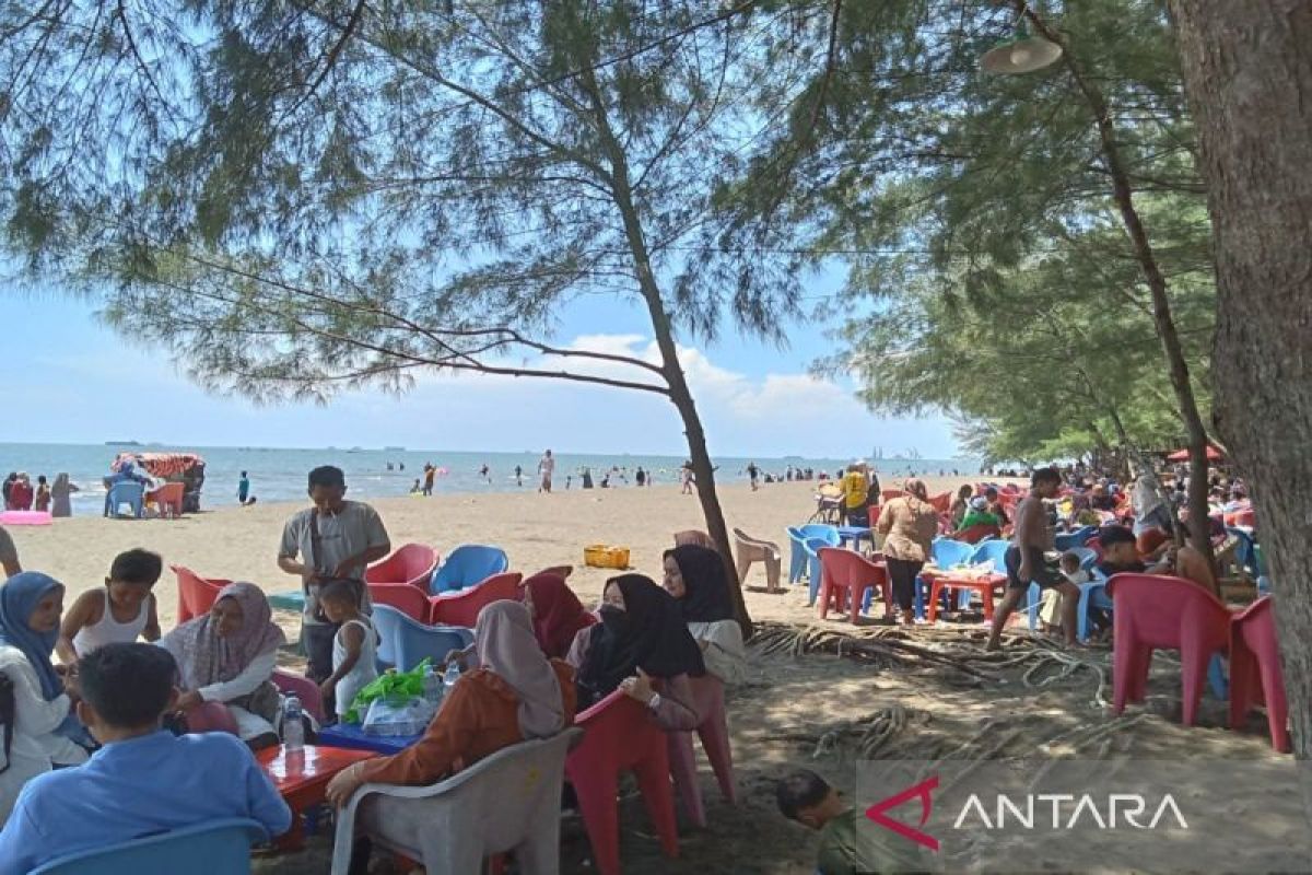 Pemkab Batang  cek perizinan usaha dan bangunan di objek wisata