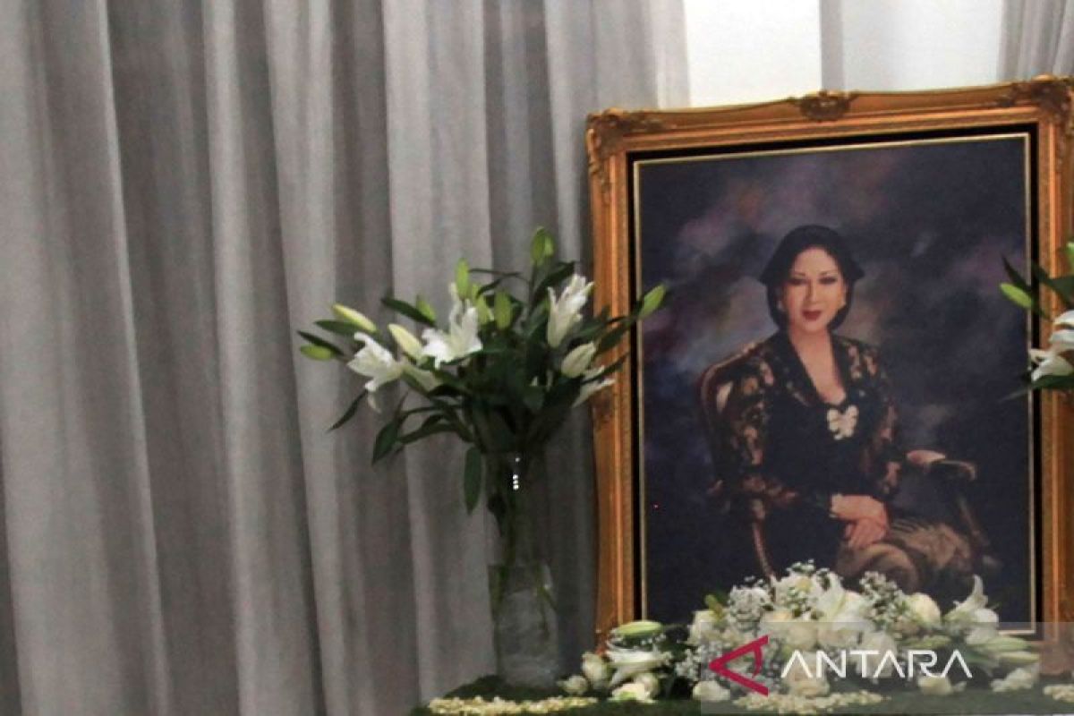Kemarin Titiek Puspa meninggal, para artis berbelasungkawa