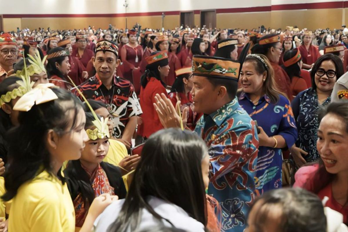 Gubernur ajak jemaat GKE rawat keharmonisan dan Falsafah Huma Betang