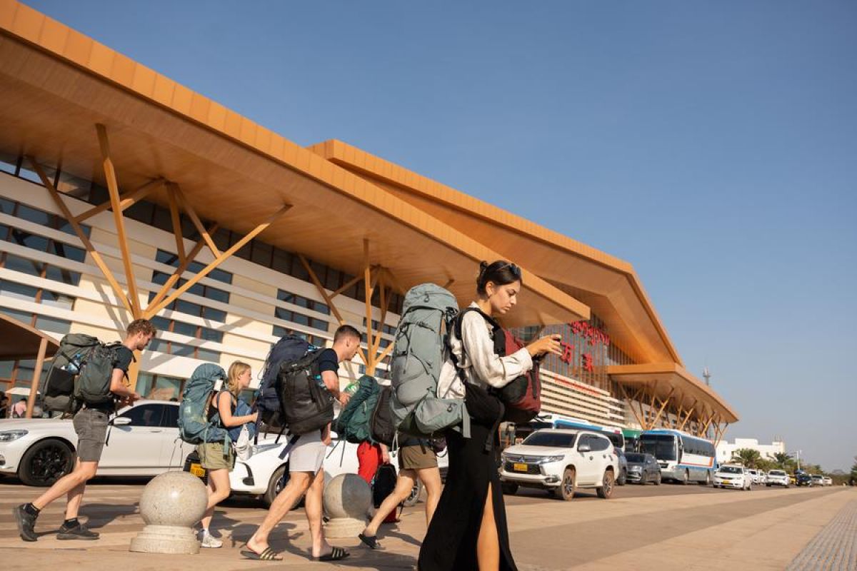 Jalur kereta China-Laos jadi moda pilihan jelang Tahun Baru Laos