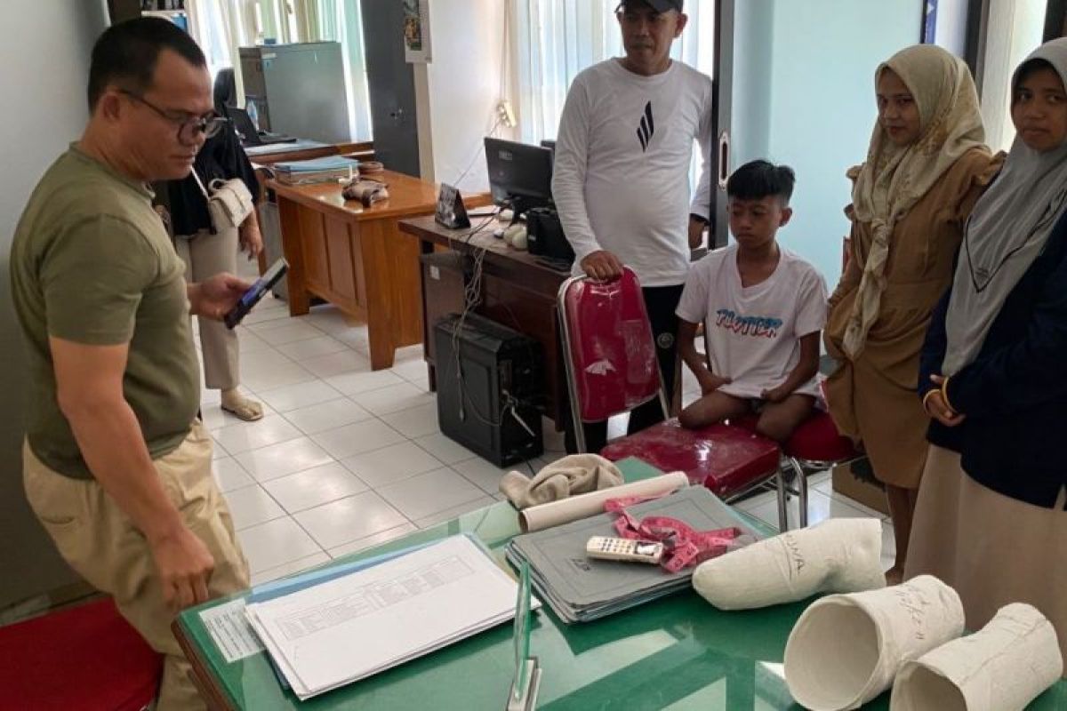 Pemkab Probolinggo fasilitasi pengukuran bantuan kaki palsu untuk difabel