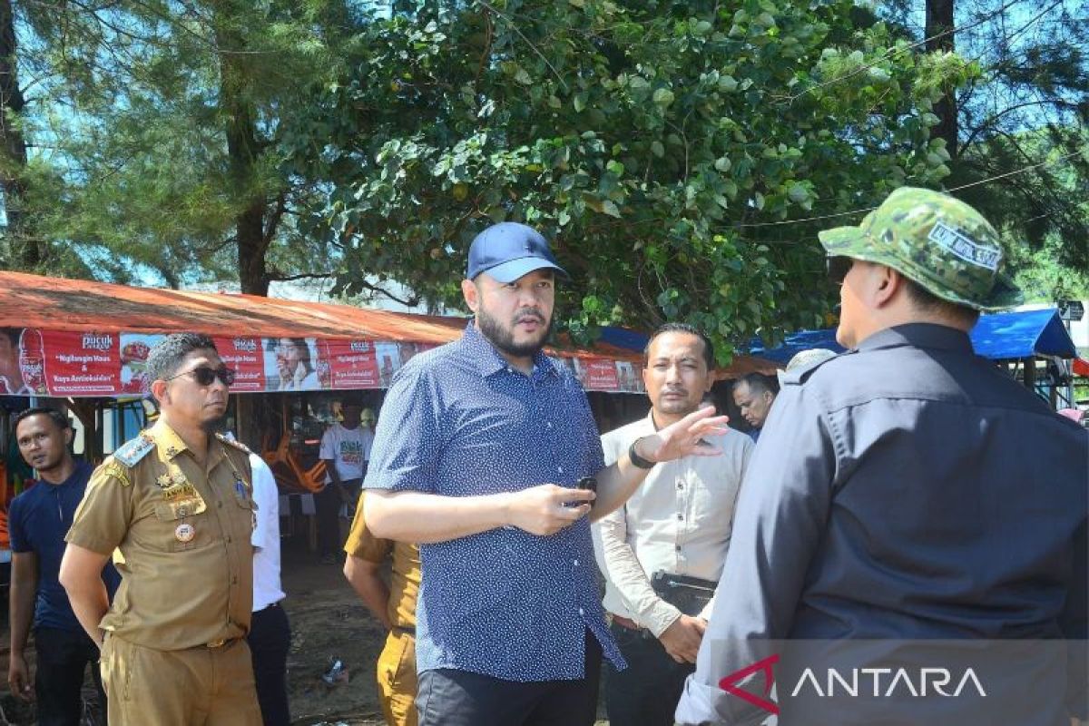 Progul Jelajah Padang, Pemkot Perindah Kawasan Pantai Air Manis