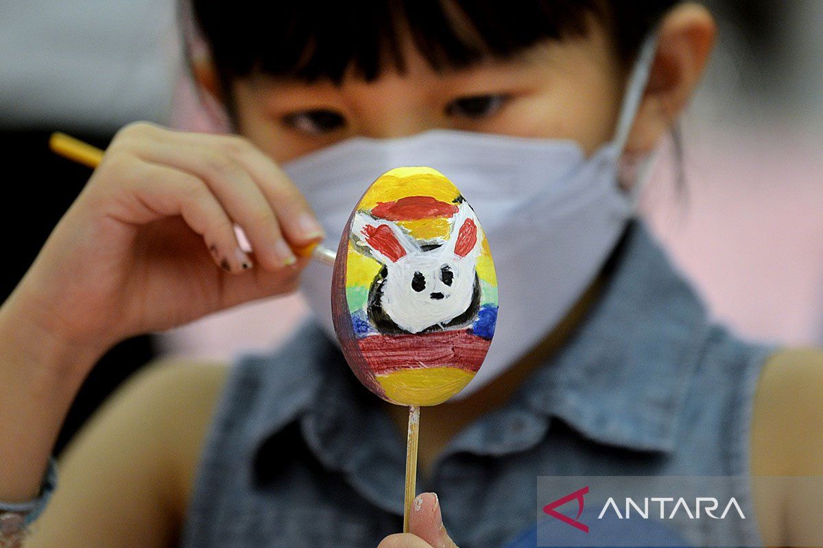 10 ide kegiatan positif untuk merayakan Paskah di rumah