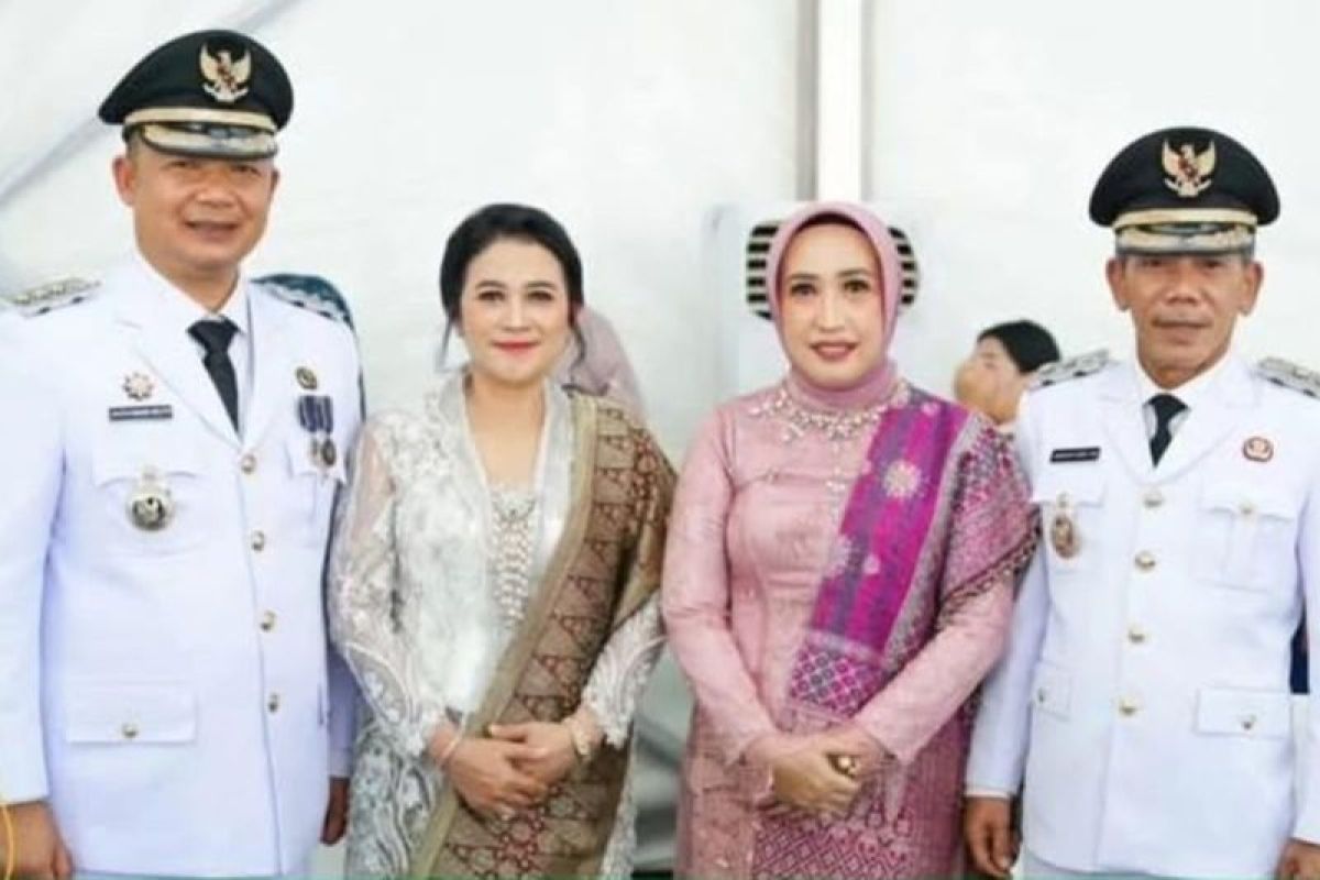 Presiden RI lantik Alexander Wilyo dan Jamhuri Amir jadi Bupati dan Wabup Ketapang