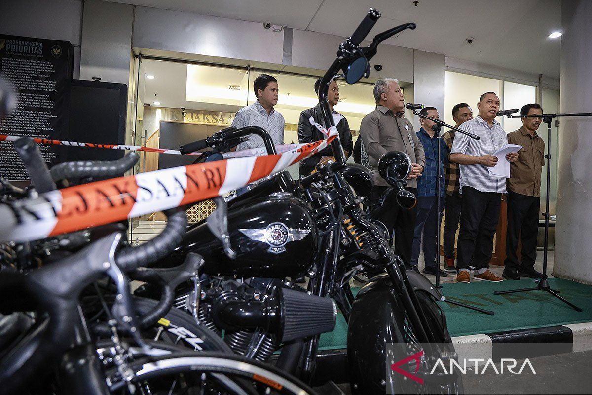 Kejagung ungkap sumber dana suap ke tiga hakim PN Jakpus