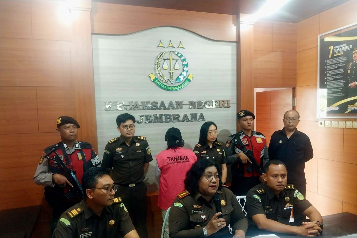Kejari Jembrana jadikan mantan karyawan BRI tersangka korupsi KUR