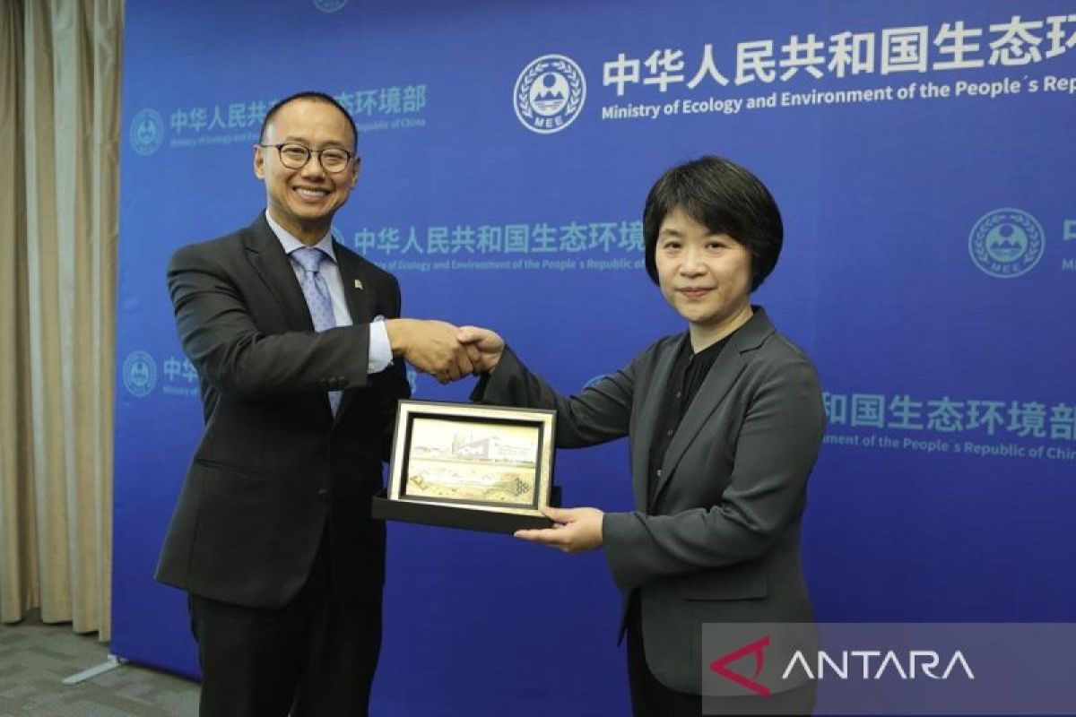 Wakil Ketua MPR RI bertemu penasihat politik utama China di Beijing