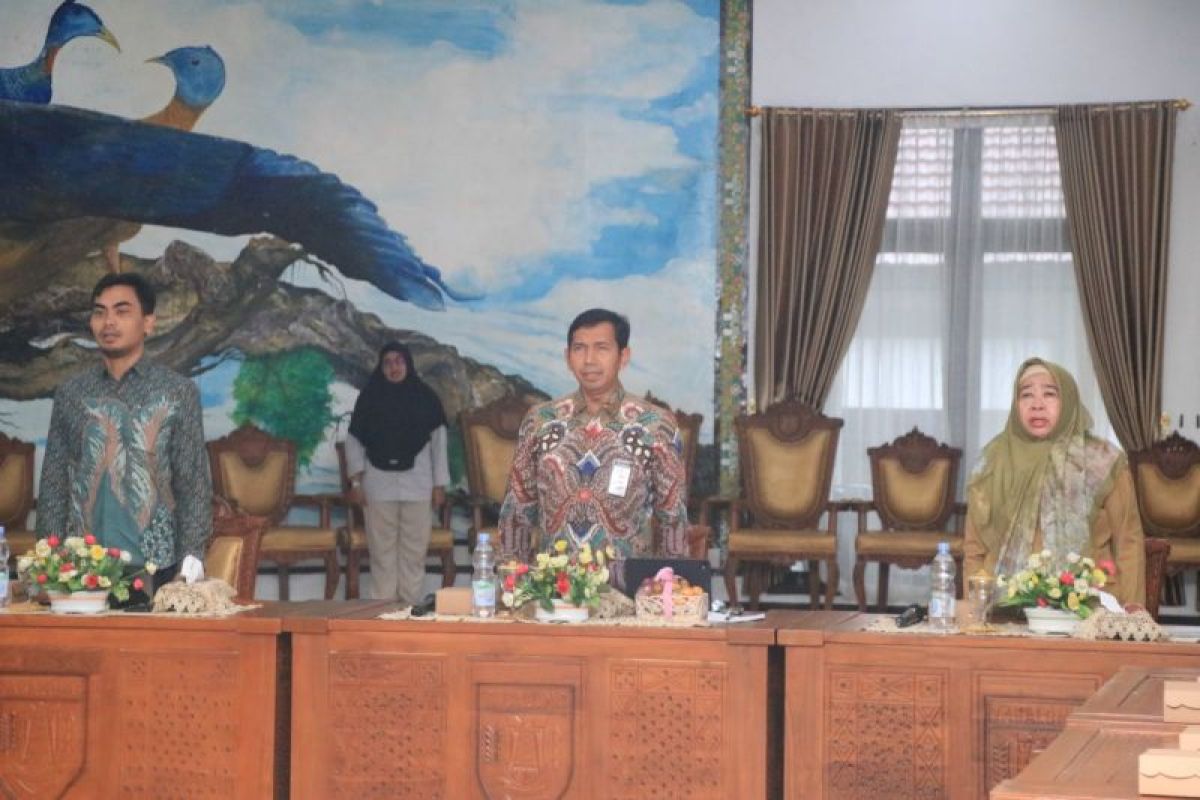 Pejabat di Tabalong ikuti sosialisasi penyelesaian kerugian daerah