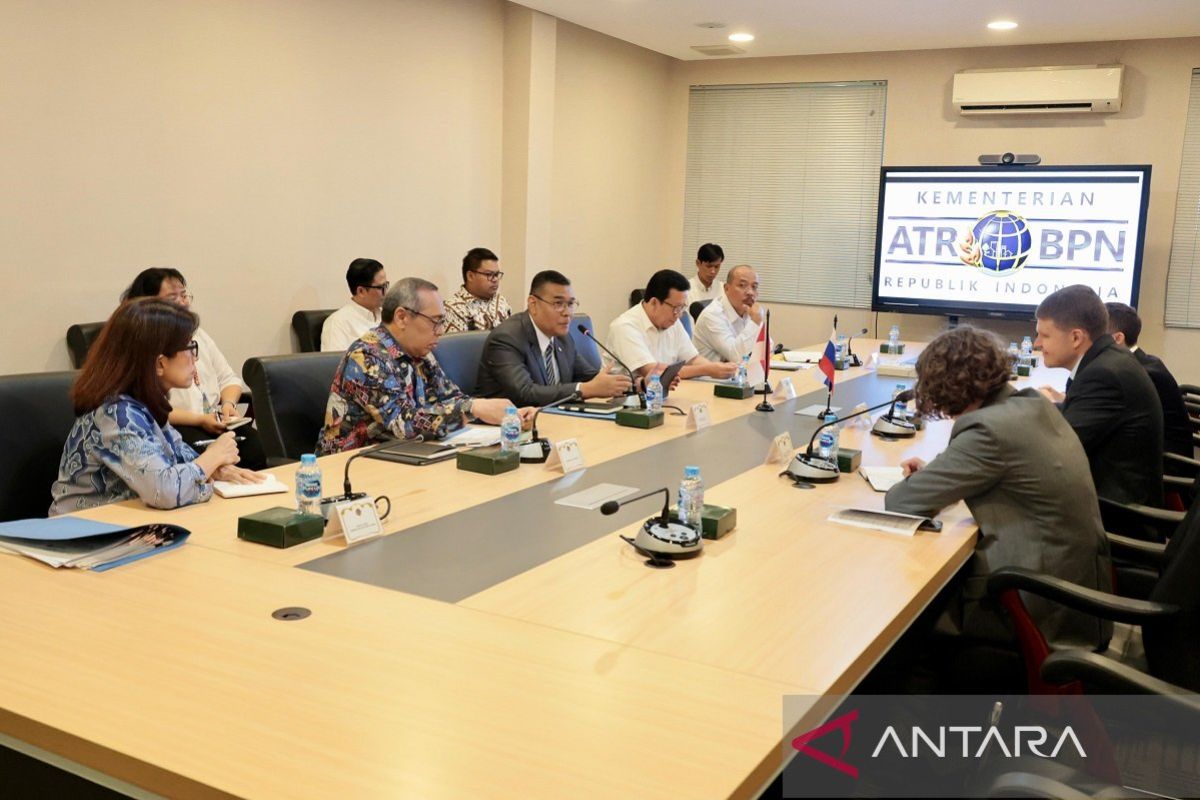 Wamen ATR bahas proses sertifikasi aset Rusia di Indonesia