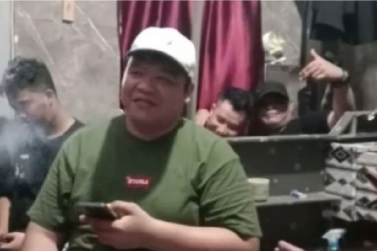 Karutan Pekanbaru dibebastugaskan terkait video napi dugem