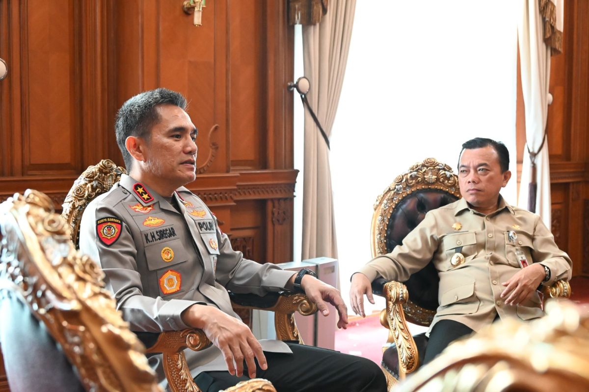 Kapolda silaturahmi ke Gubernur Jambi