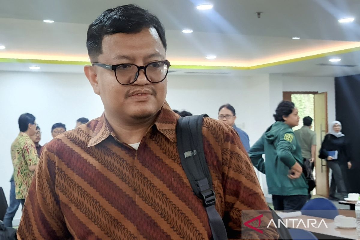 Celios sebut 1,2 juta pekerja potensi terkena PHK imbas perang tarif
