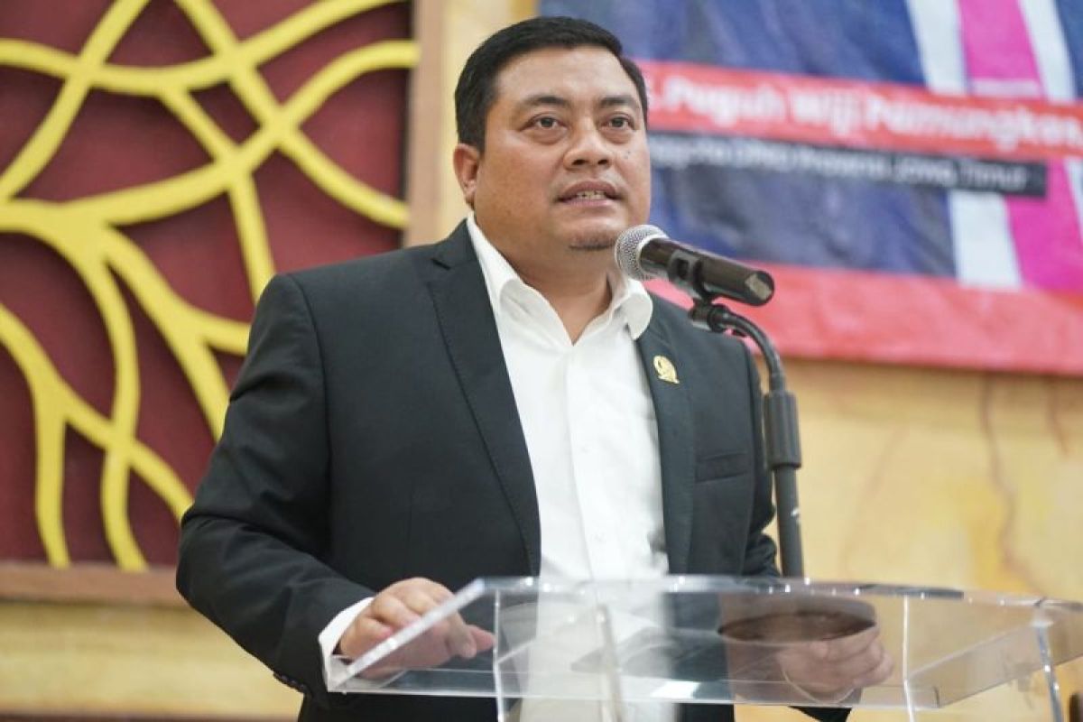 DPRD Jatim minta pengawasan diperketat cegah penahanan ijazah karyawan