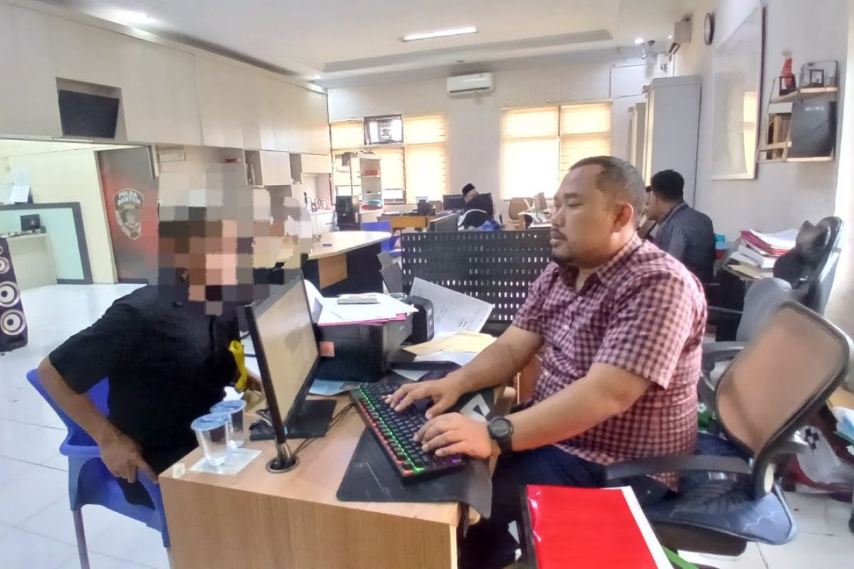 Warga Kota Serang ditetapkan tersangka setelah tipu anggota DPRD