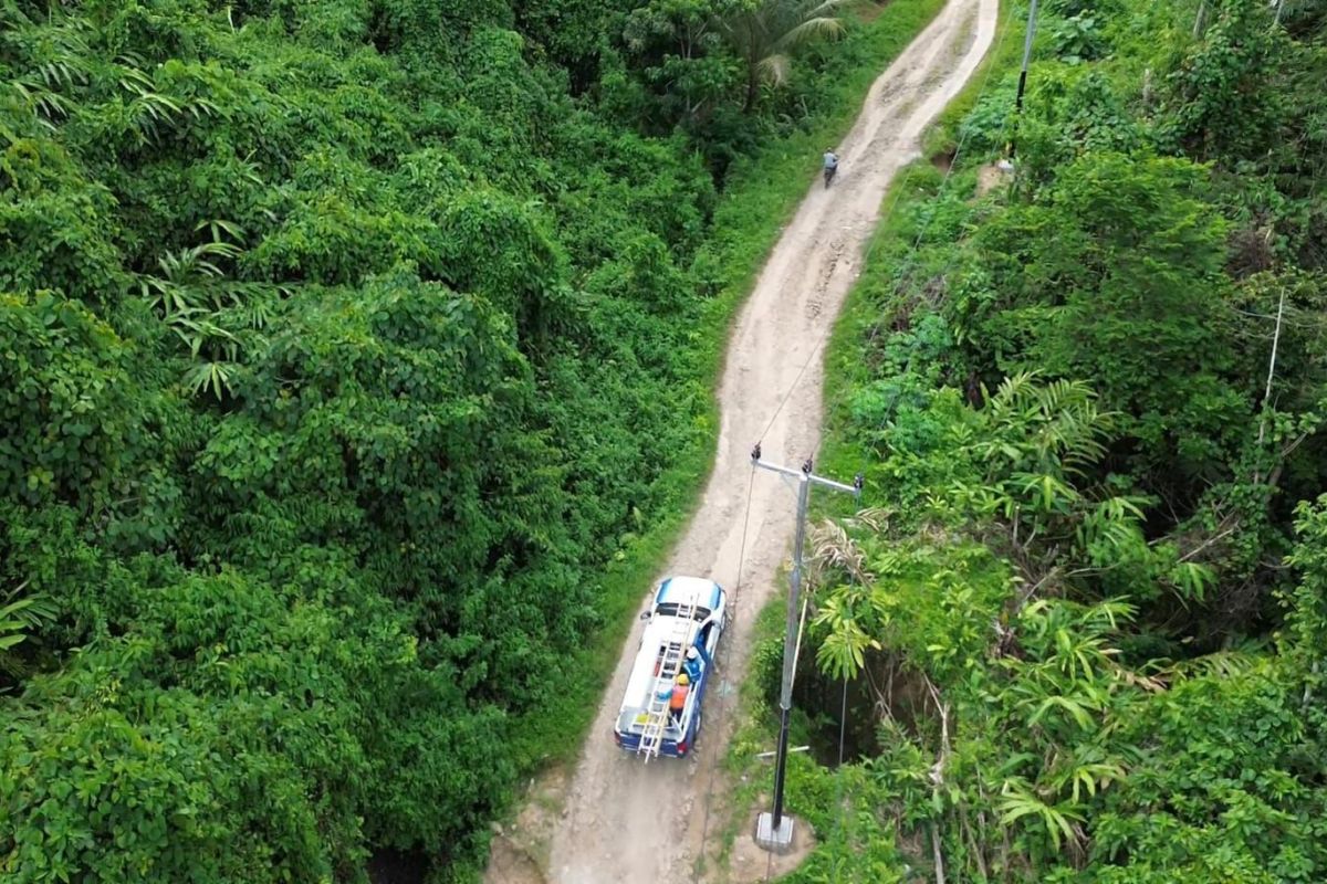 PLN tuntaskan desa berlistrik 100 persen di Kabupaten Tanggamus