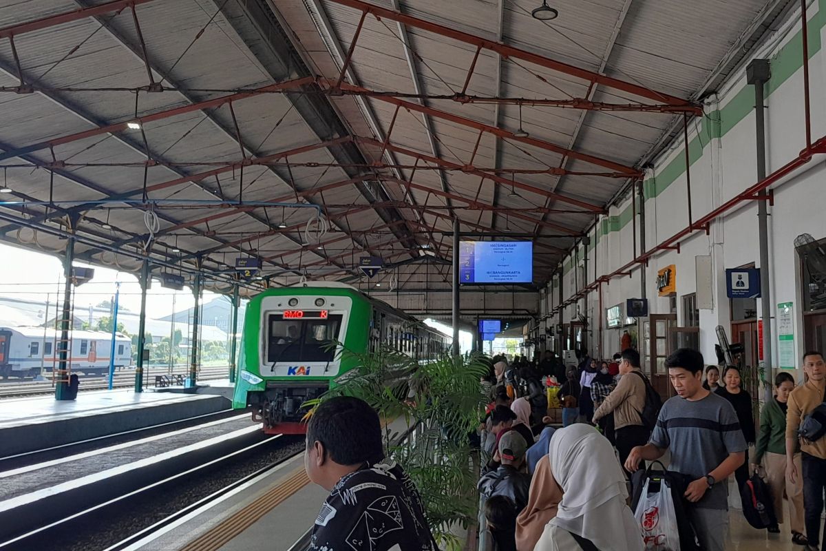 Daop Madiun sediakan 15.792 kursi untuk libur Paskah 2025