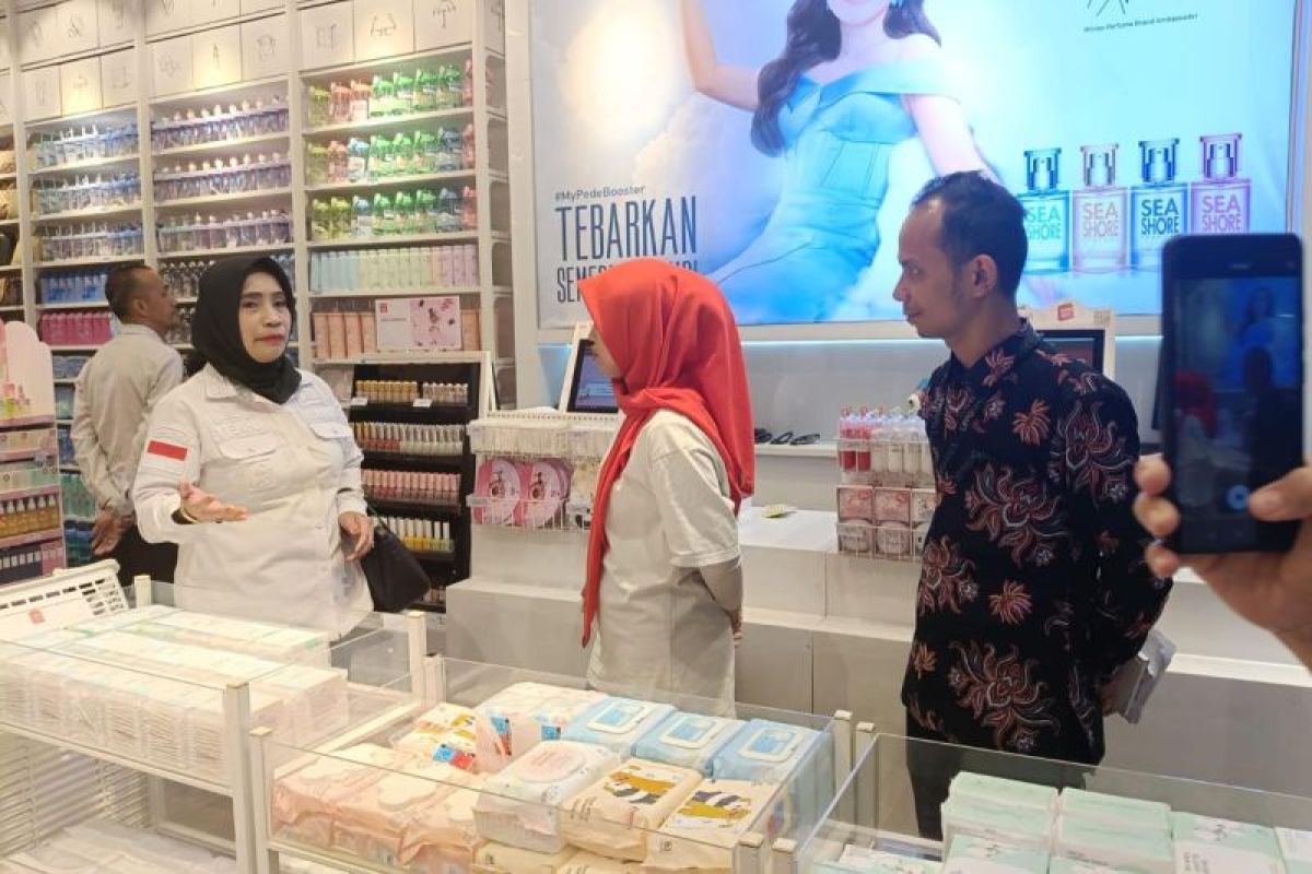 Sertifikasi pusat perbelanjaan berbasis Kekayaan Intelektual, Kemenkum Sumsel edukasi tenant di Lippo Plaza Lubuklinggau