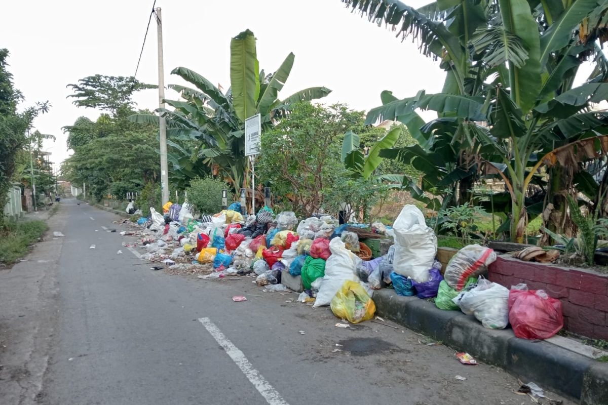 Insinerator RS Ruslan Matataram dimanfaatkan untuk atasi sampah