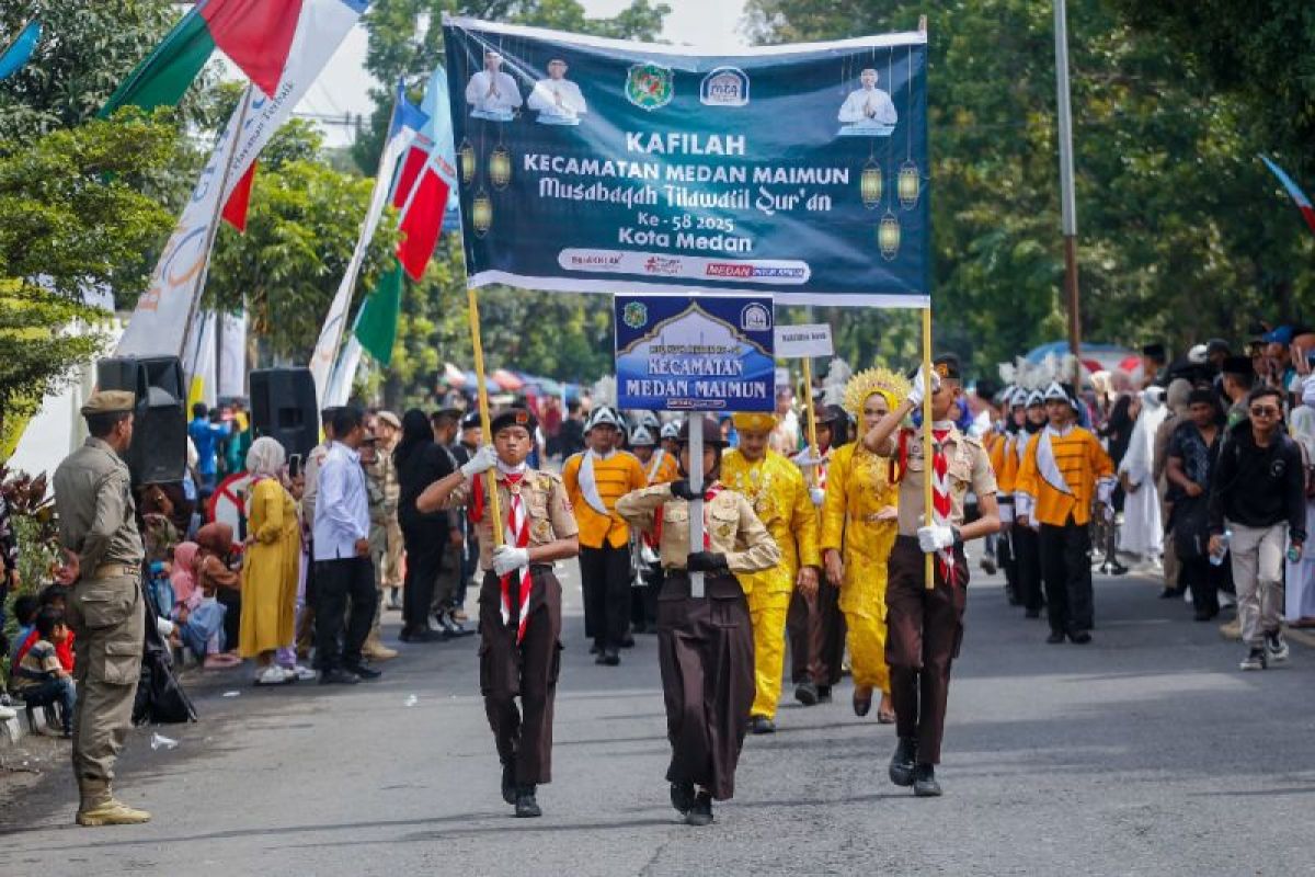 Wali kota: Hujan tak surutkan warga sambut pawai MTQ ke-58 Kota Medan