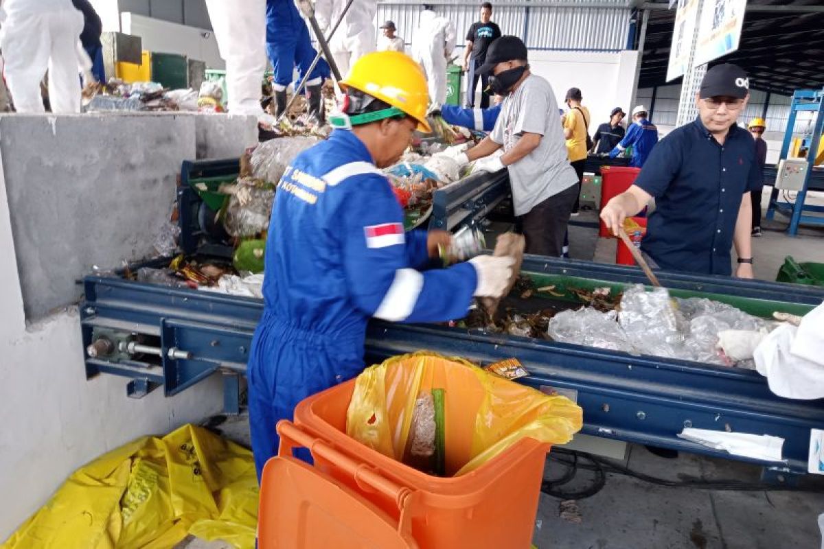 Sampah menumpuk, Mataram-Lombok Barat siap bertemu Gubernur NTB