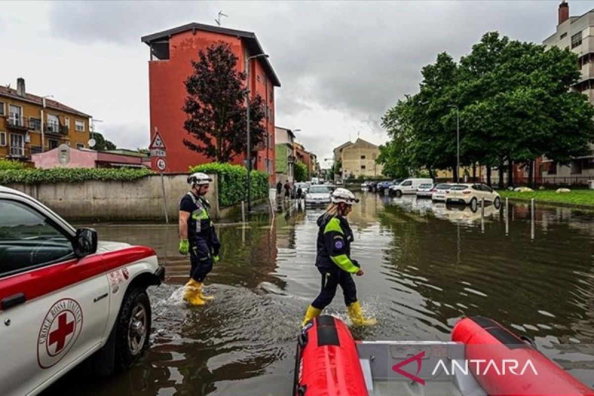 Banjir tewaskan 3 orang di Italia utara akibat hujan deras