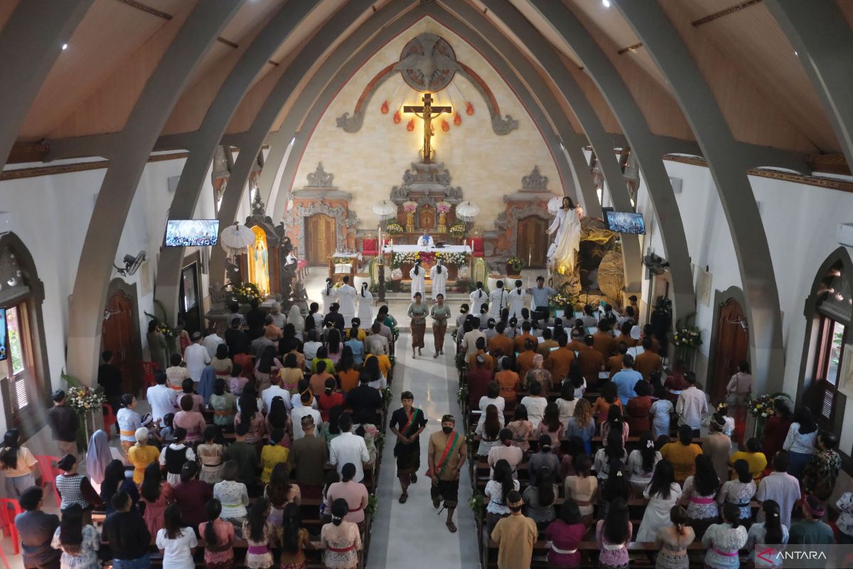 Ini bedanya hari Paskah dan Kenaikan Isa Almasih bagi umat Kristiani