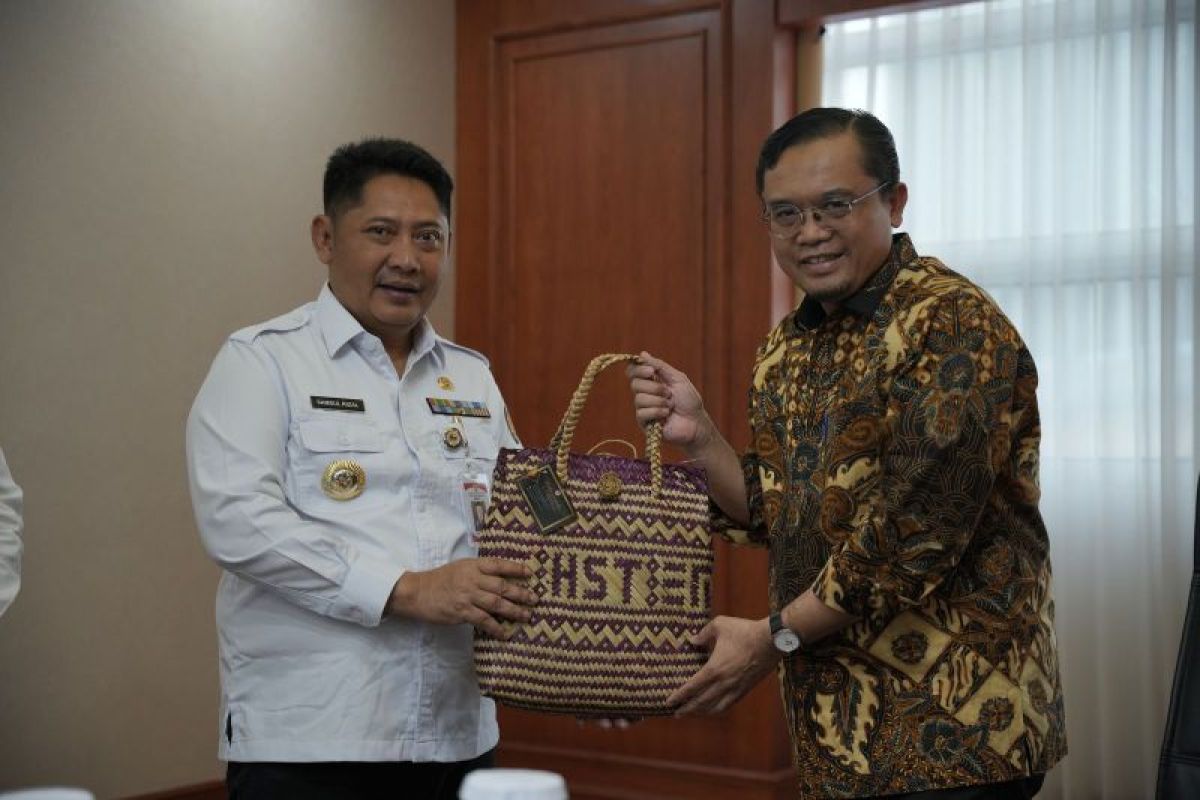 Bupati HST terima dana perbaikan sekolah Rp36 miliar dari Kemendikdasmen